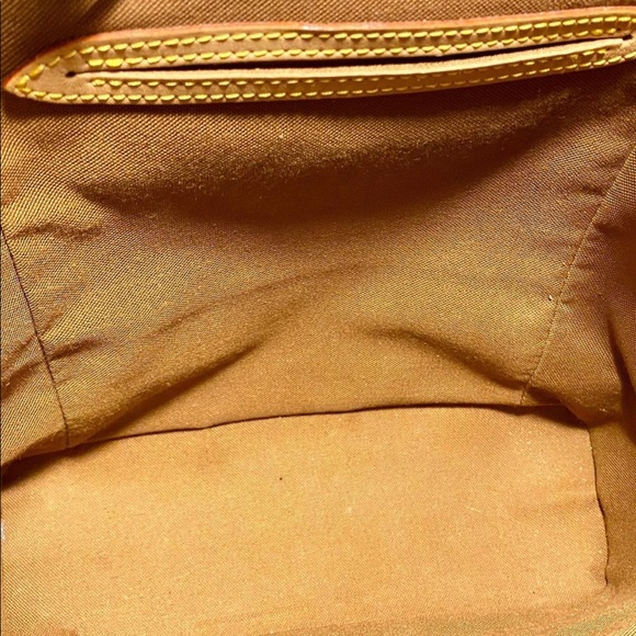 Vintage Louis Vuitton Montsouris MM - Picture 5 of 7